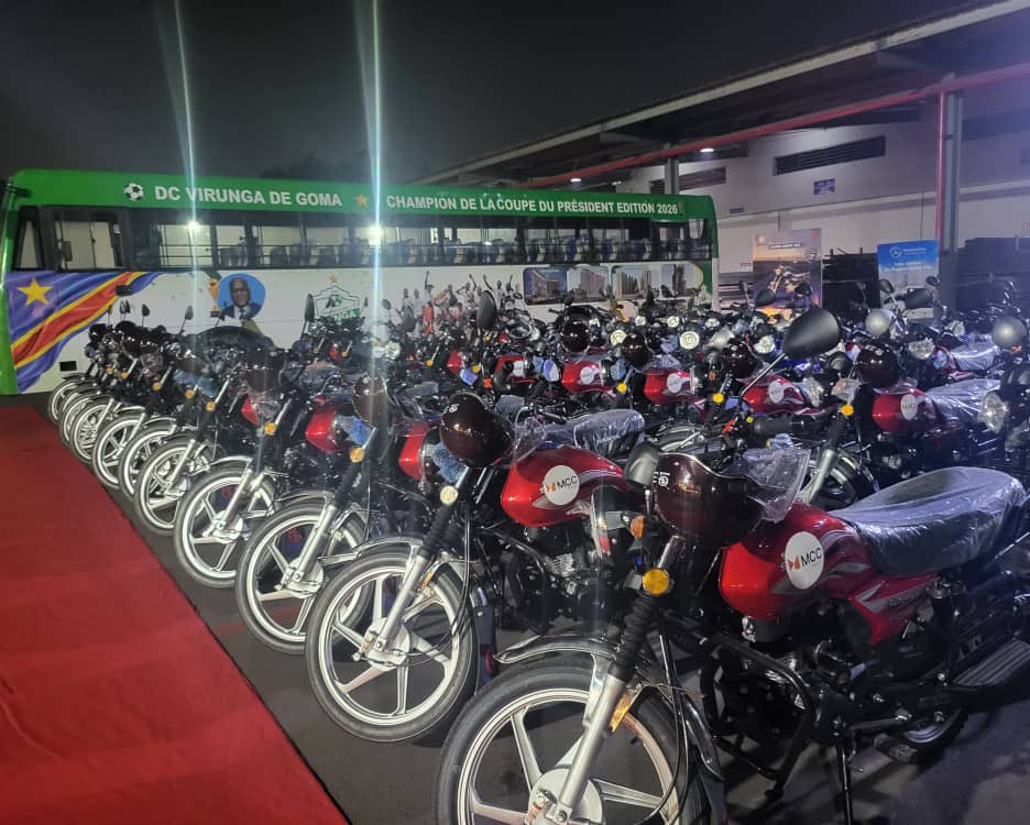 Après son sacre national, le DC Virunga reçoit deux bus et des motos neuves de MCC Reality pour conquérir l’Afrique